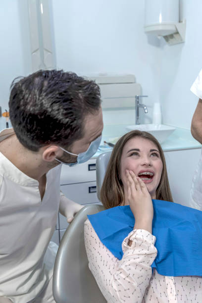 Best Emergency Tooth Extraction in Clinton, TN
